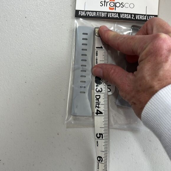Strapsco Classic Active Band for Fitbit Versa Versa 2 Gray NIP - Picture 5 of 6